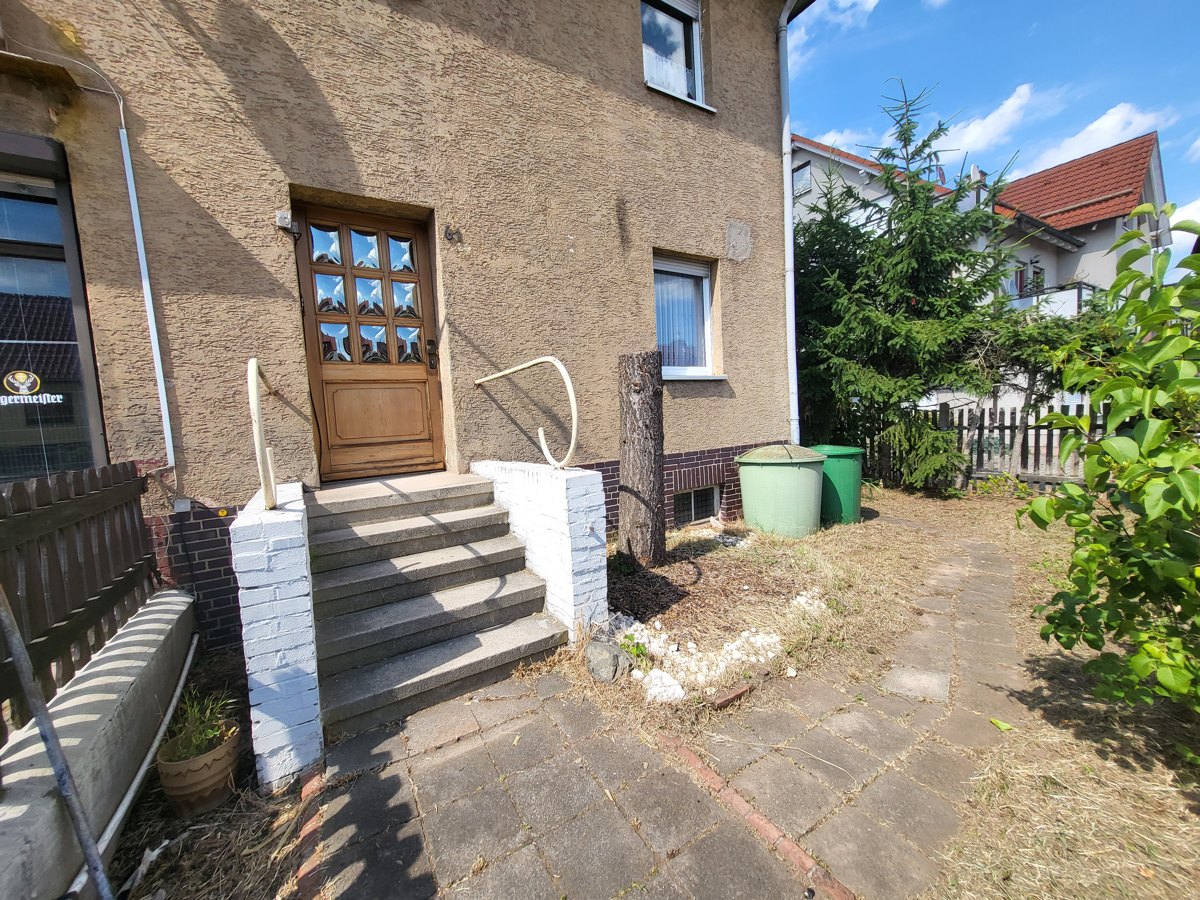 Haustür für 1. OG